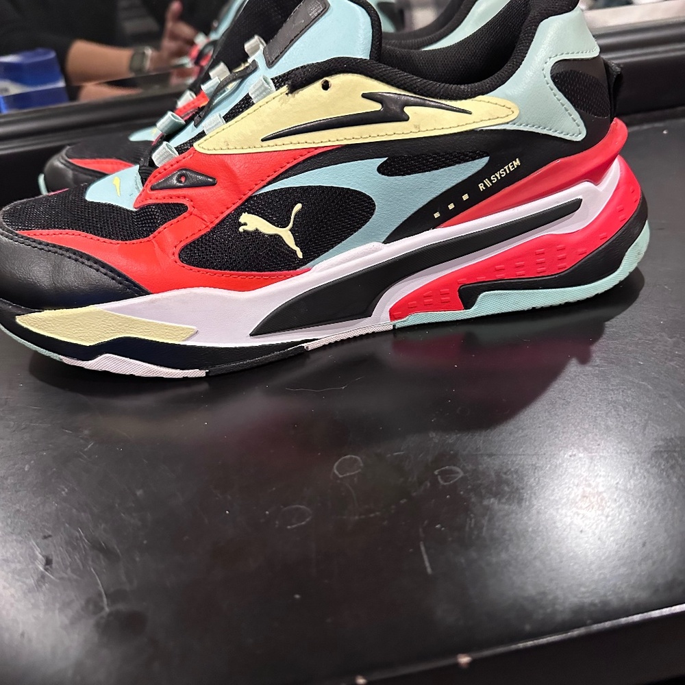Running Shoes